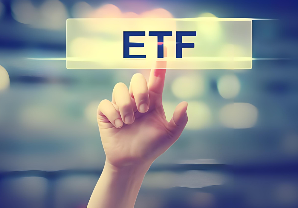 ​2023年全球交易所交易基金（ETF）市场规模创历史新高，首次突破11万亿美元大关！